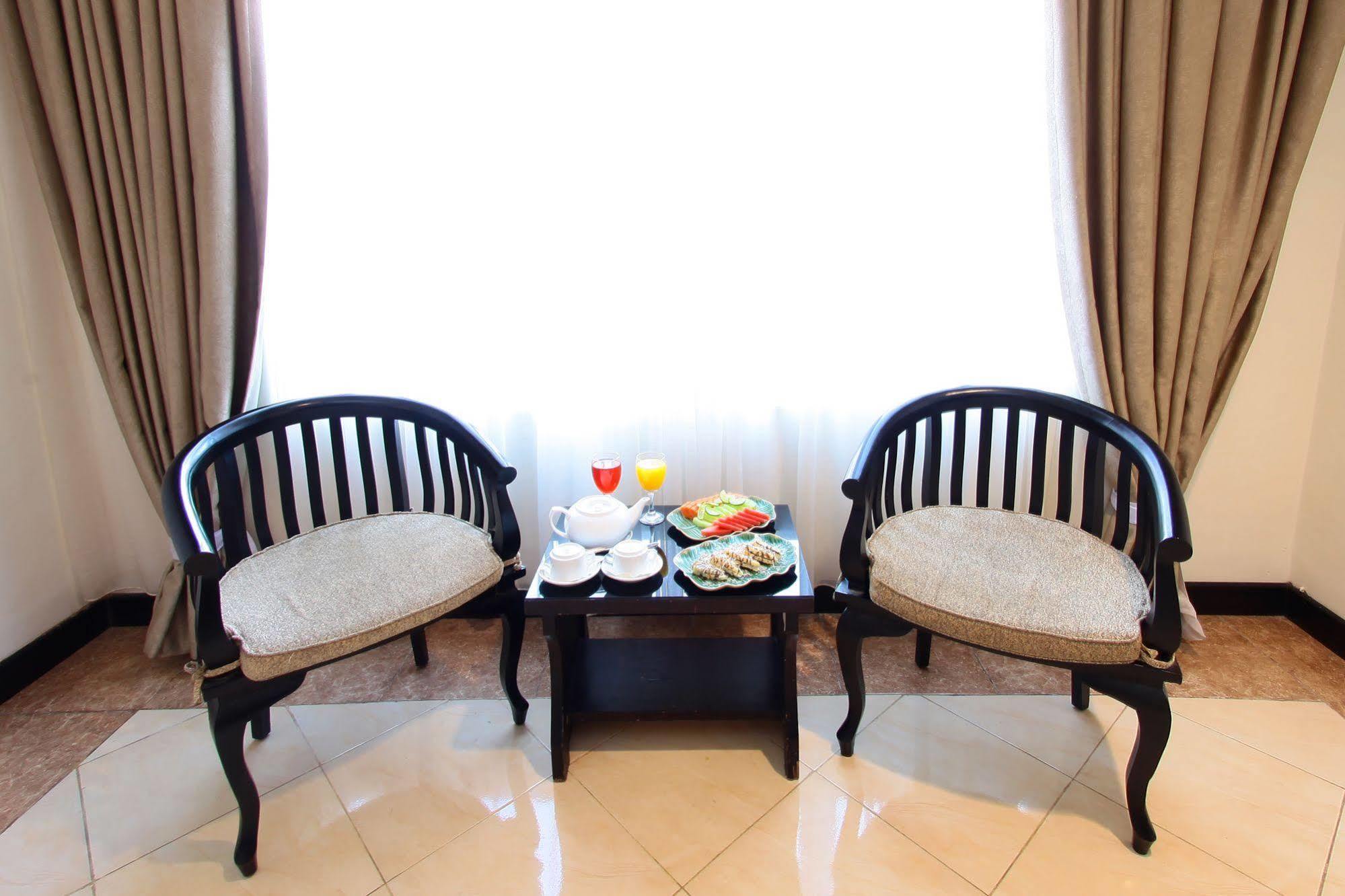 Hotel Sutomo Makassar Dış mekan fotoğraf