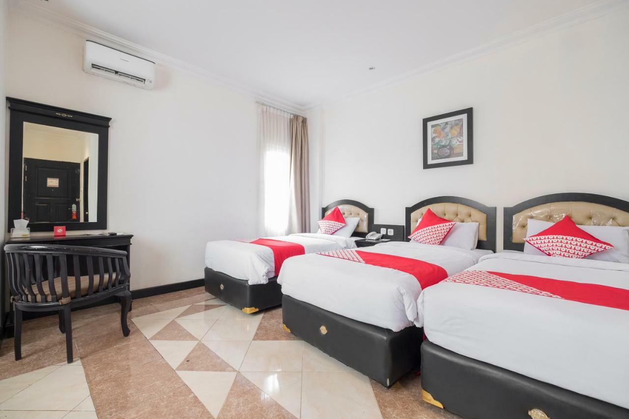 Hotel Sutomo Makassar Dış mekan fotoğraf