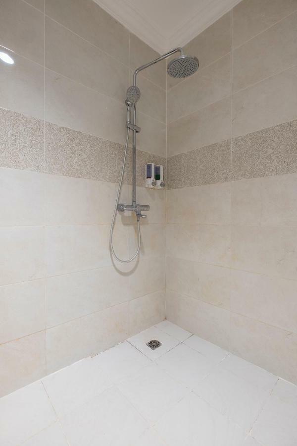 Hotel Sutomo Makassar Dış mekan fotoğraf